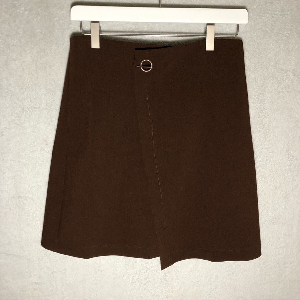 NWT Biselena Brown Asymmetrical Hem Pencil Skirt, Size M
